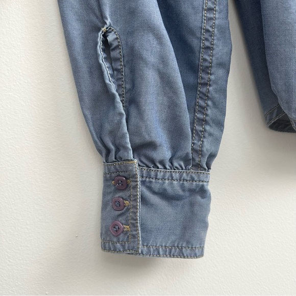 Liz Claiborne Button Down Denim Chambray Long-Sleeve Shirt - Picture 6 of 6